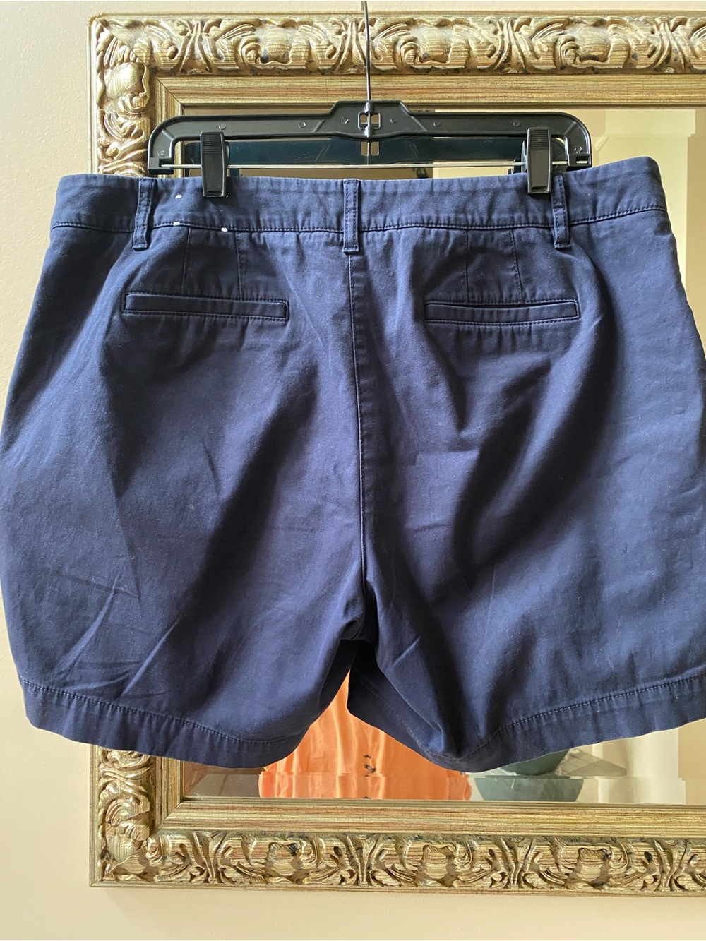 Talbot’s Women’s Relaxed Chino Shorts, 7” Inseam, Size 14W. - Picture 2 of 3